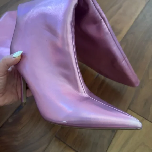 NWT Steve Madden Sarina Iridescent Point Toe Boots Sz 8,5 - Picture 8 of 12